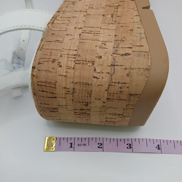 Madden Girl Volt Wedge Sandal - 10M - Picture 7 of 9